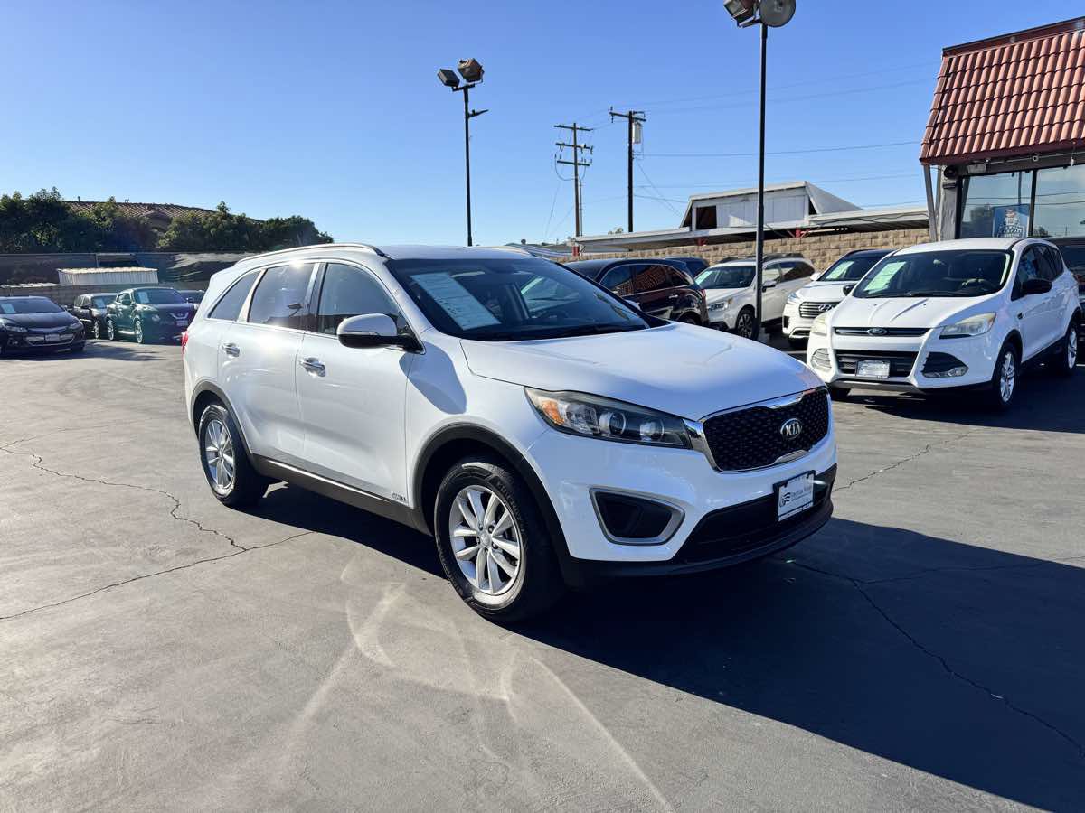 Used 2016 Kia Sorento AWD image 9