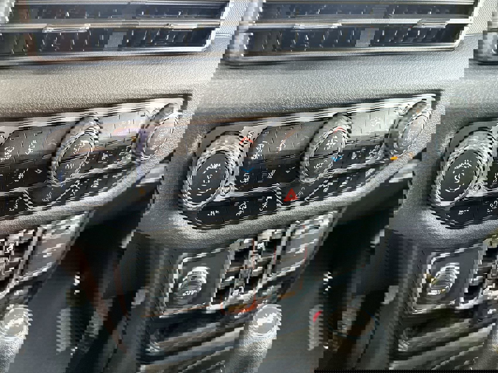 New 2024 Jeep Wrangler Sport S image 18