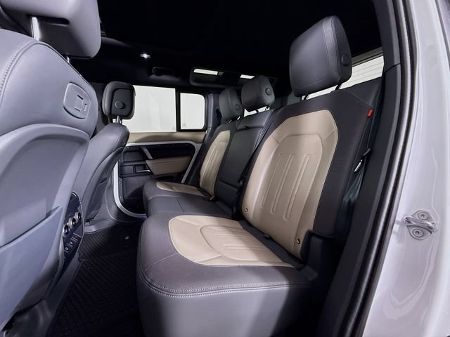 Certified 2022 Land Rover Defender 110 X-Dynamic HSE AWD/4WD image 24