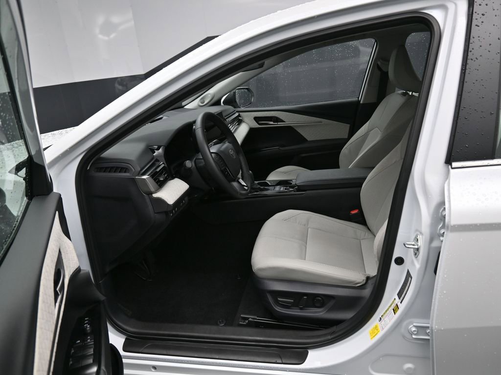 Certified 2025 Toyota Camry XLE w/ Premium Package AWD/4WD image 11