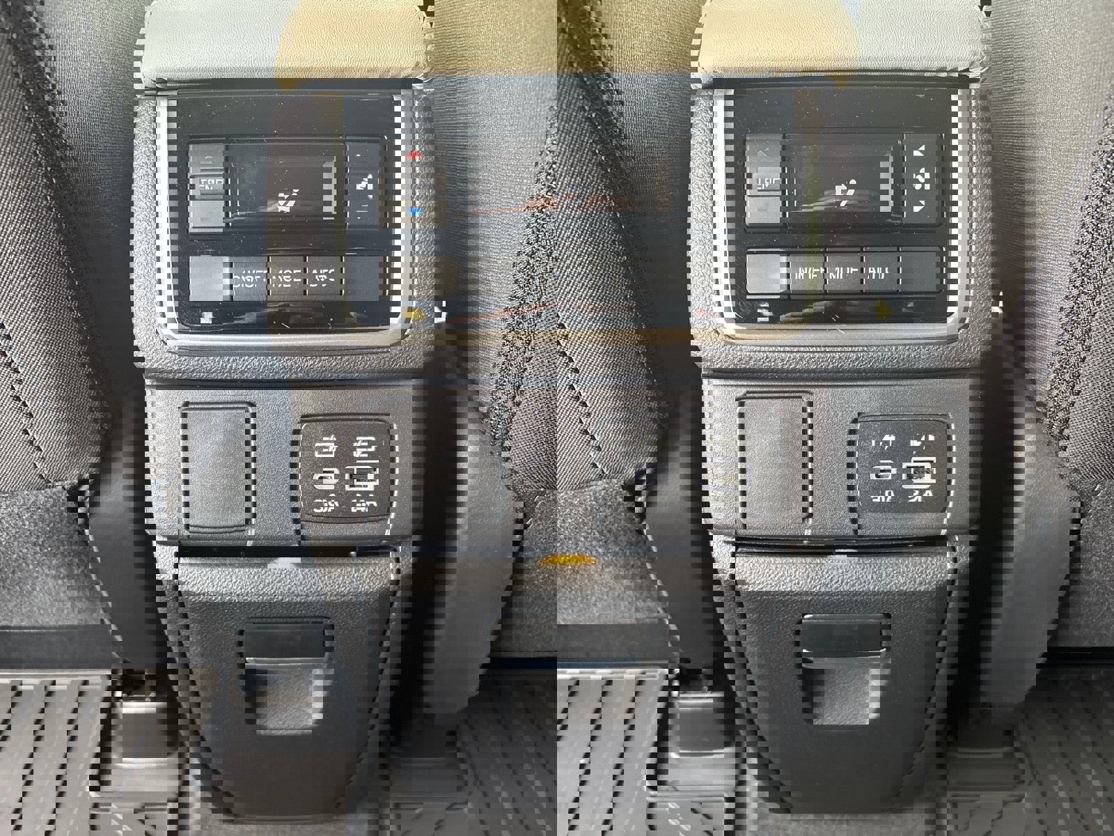 New 2025 Subaru Ascent Premium image 34