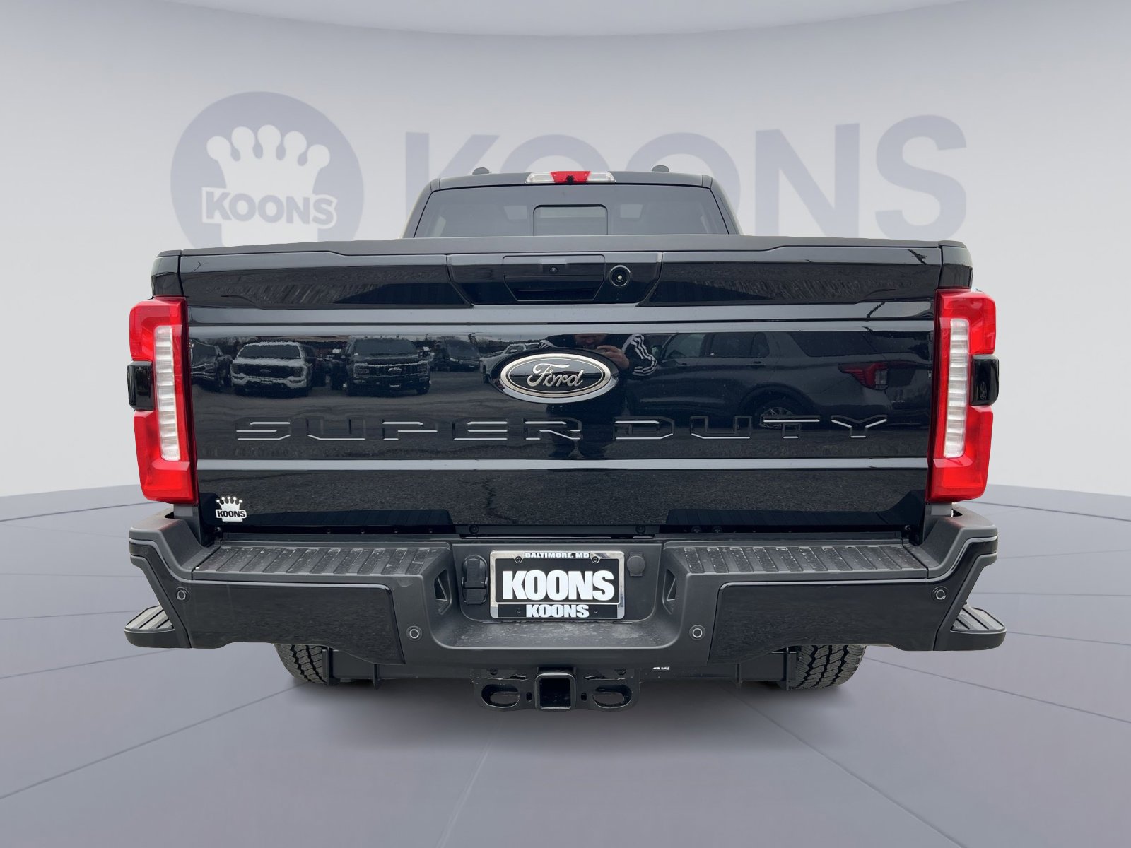 New 2026 Ford F250 Lariat w/ Black Appearance Package image 5