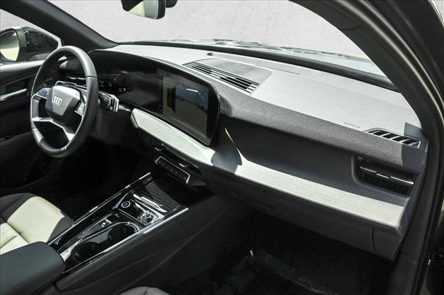 New 2026 Audi Q3 quattro 2.0T AWD/4WD image 26