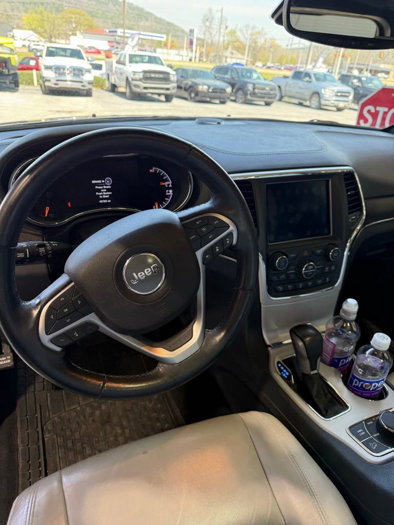 Used 2018 Jeep Grand Cherokee Limited image 8
