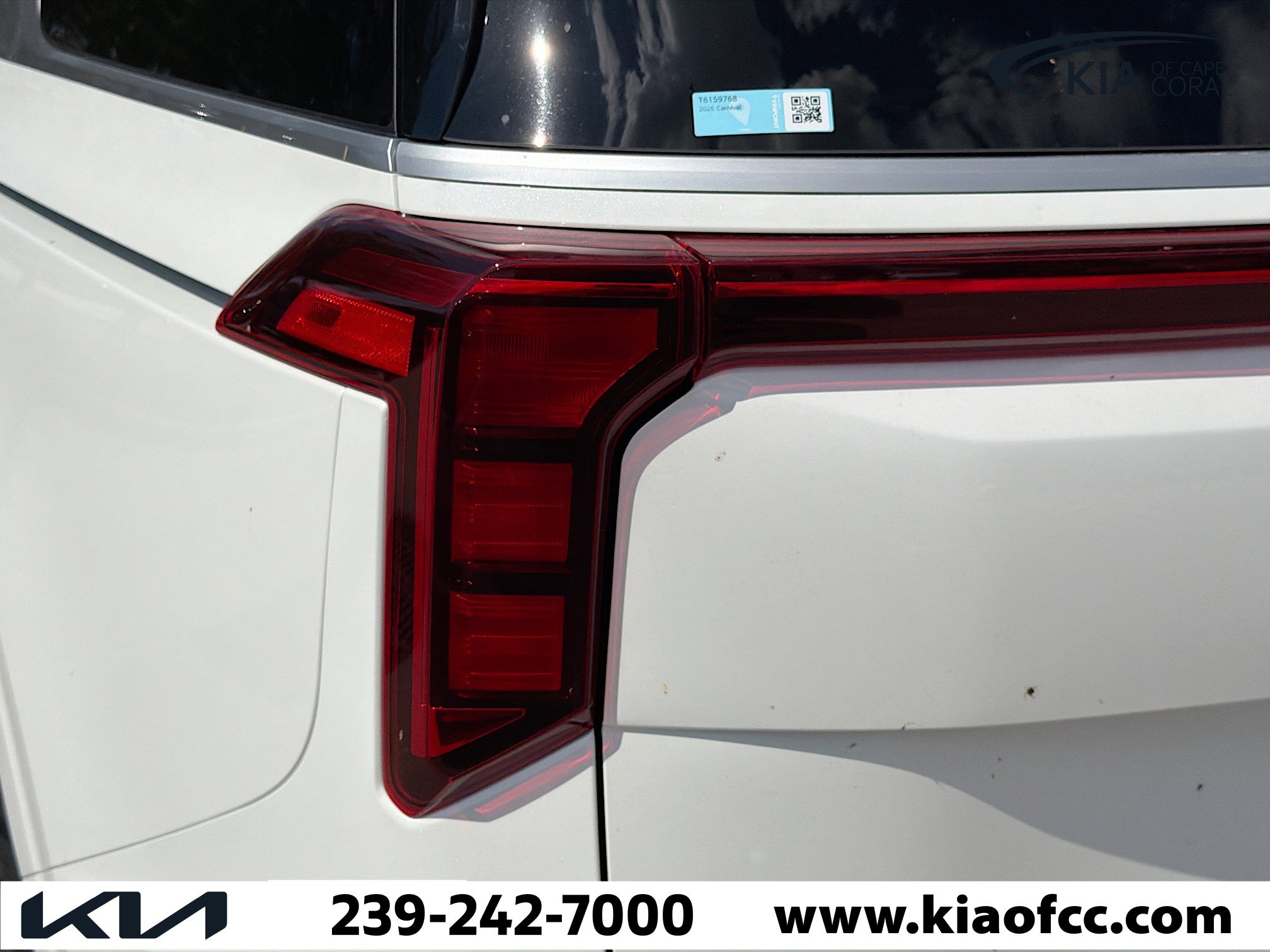 New 2026 Kia Carnival EX image 9