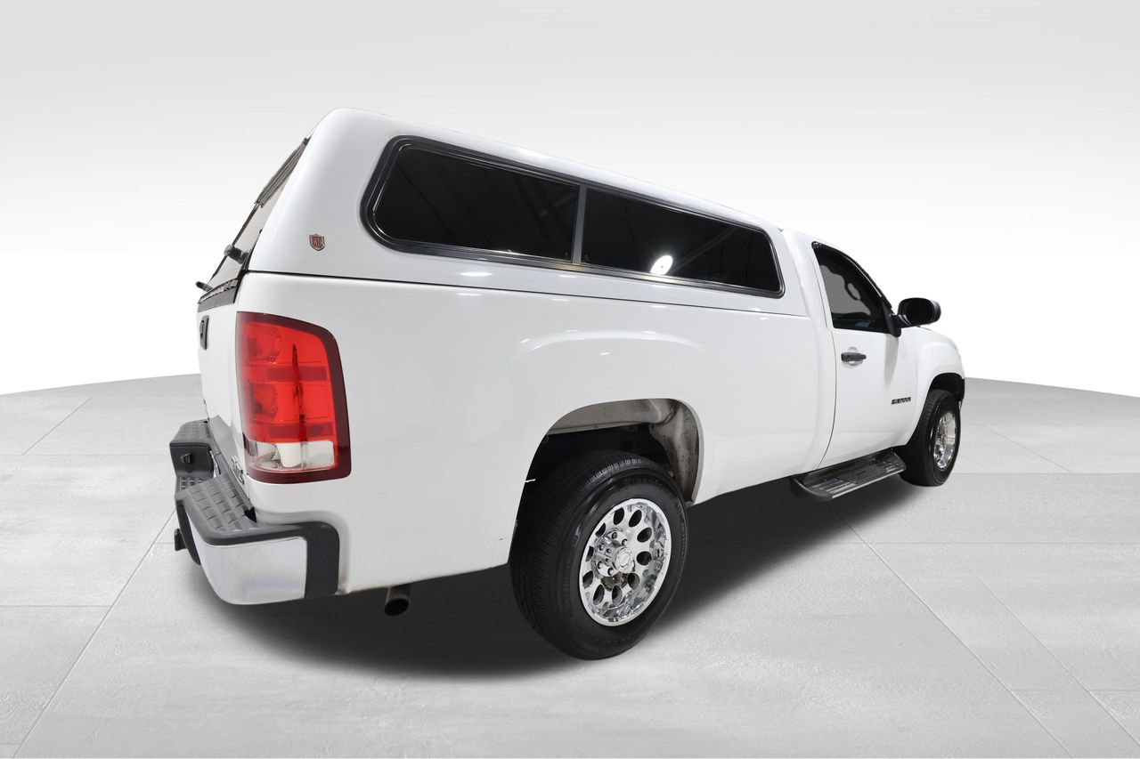Used 2010 GMC Sierra 1500 W/T RWD image 3