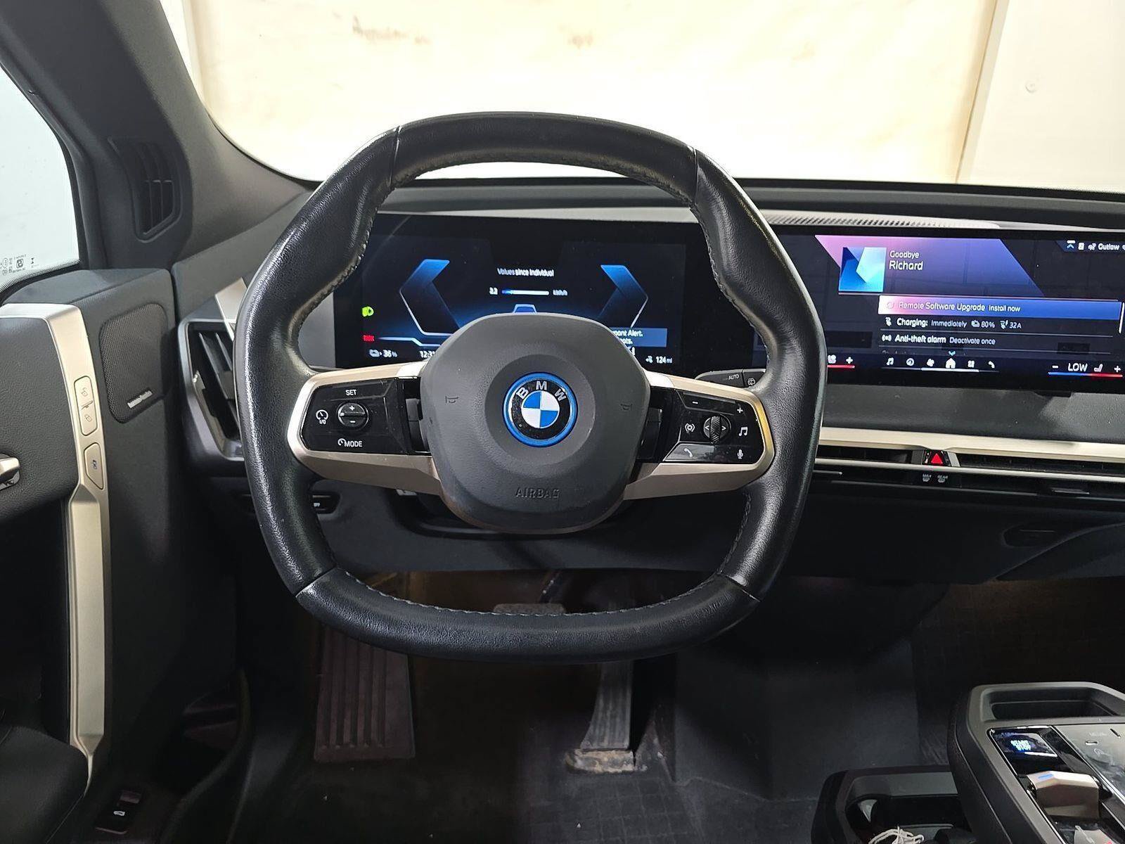 Used 2024 BMW iX xDrive50 w/ Convenience Package AWD/4WD image 8