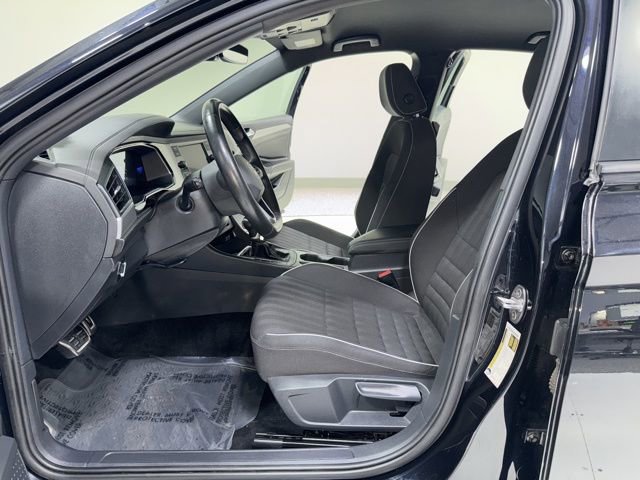 Used 2023 Volkswagen Jetta Sport image 12