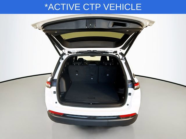 New 2025 Jeep Grand Cherokee Altitude image 26