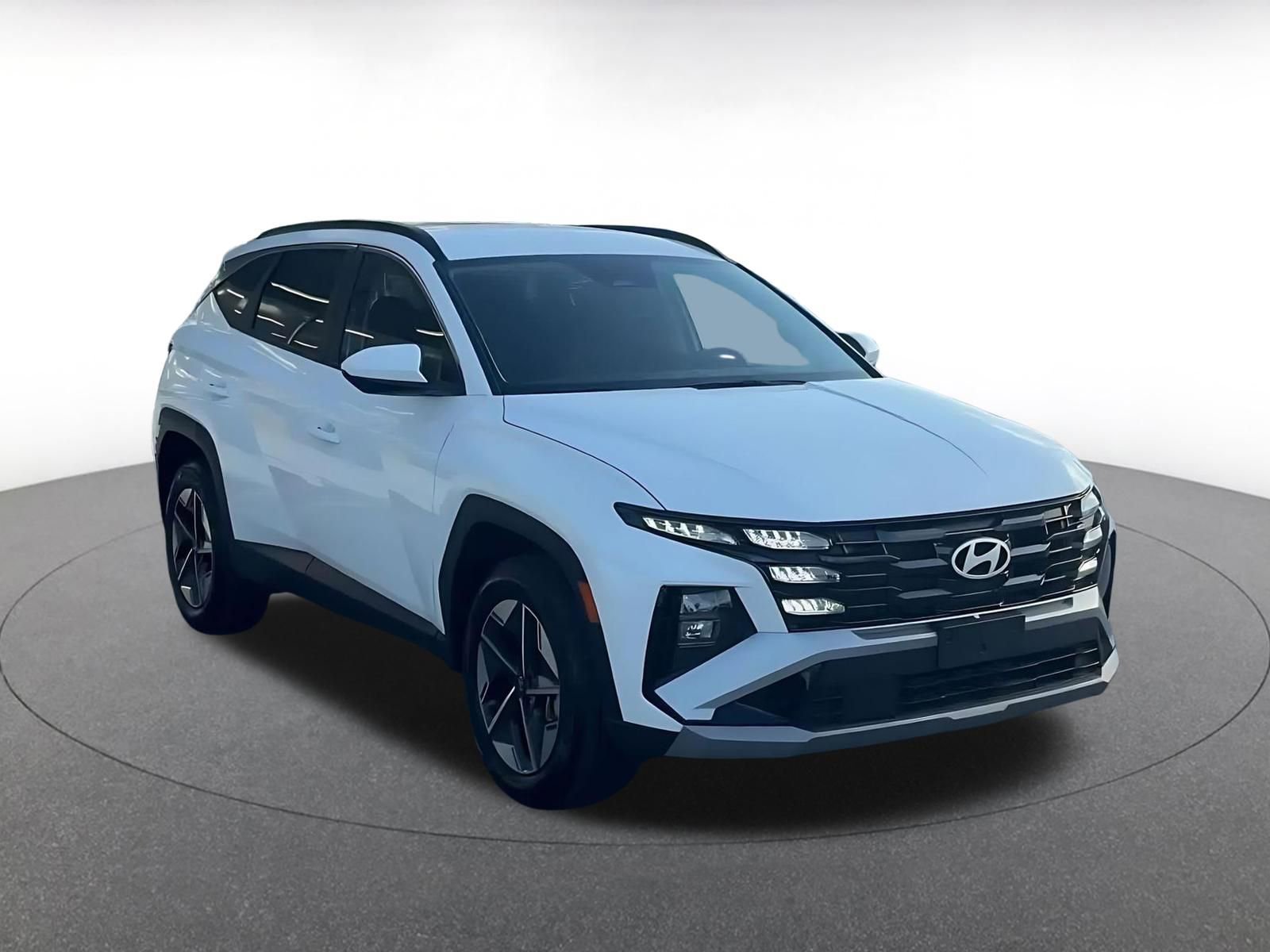 Used 2025 Hyundai Tucson SEL image 3