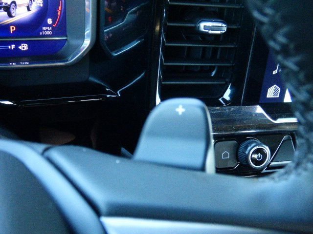 Used 2025 Chevrolet Silverado 1500 ZR2 w/ Technology Package image 30