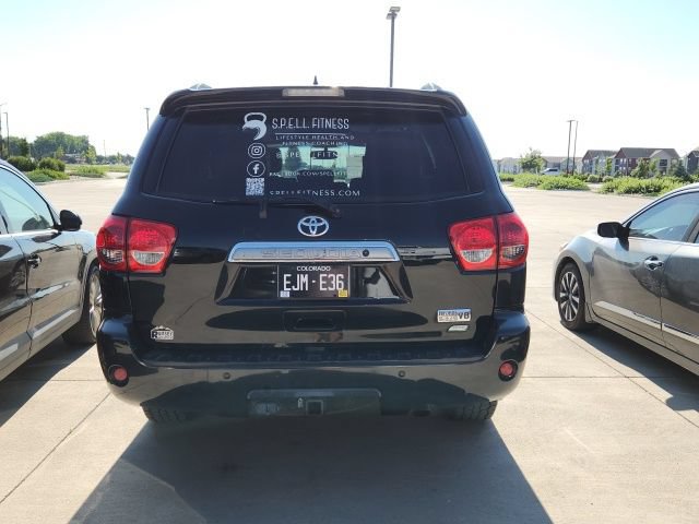 Used 2015 Toyota Sequoia Platinum w/ Preferred Accessory Package AWD/4WD image 2