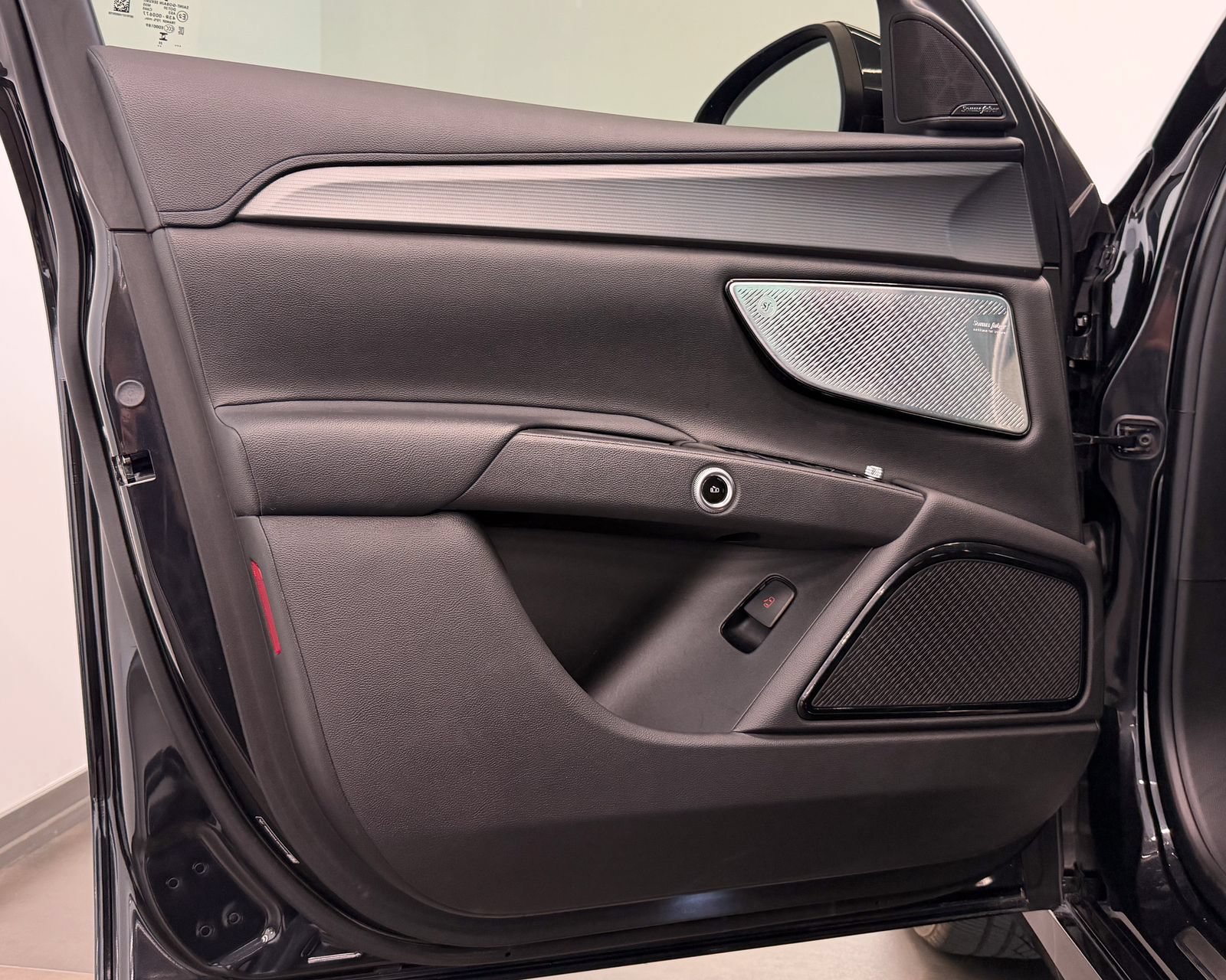 Used 2024 Maserati Grecale GT AWD/4WD image 8