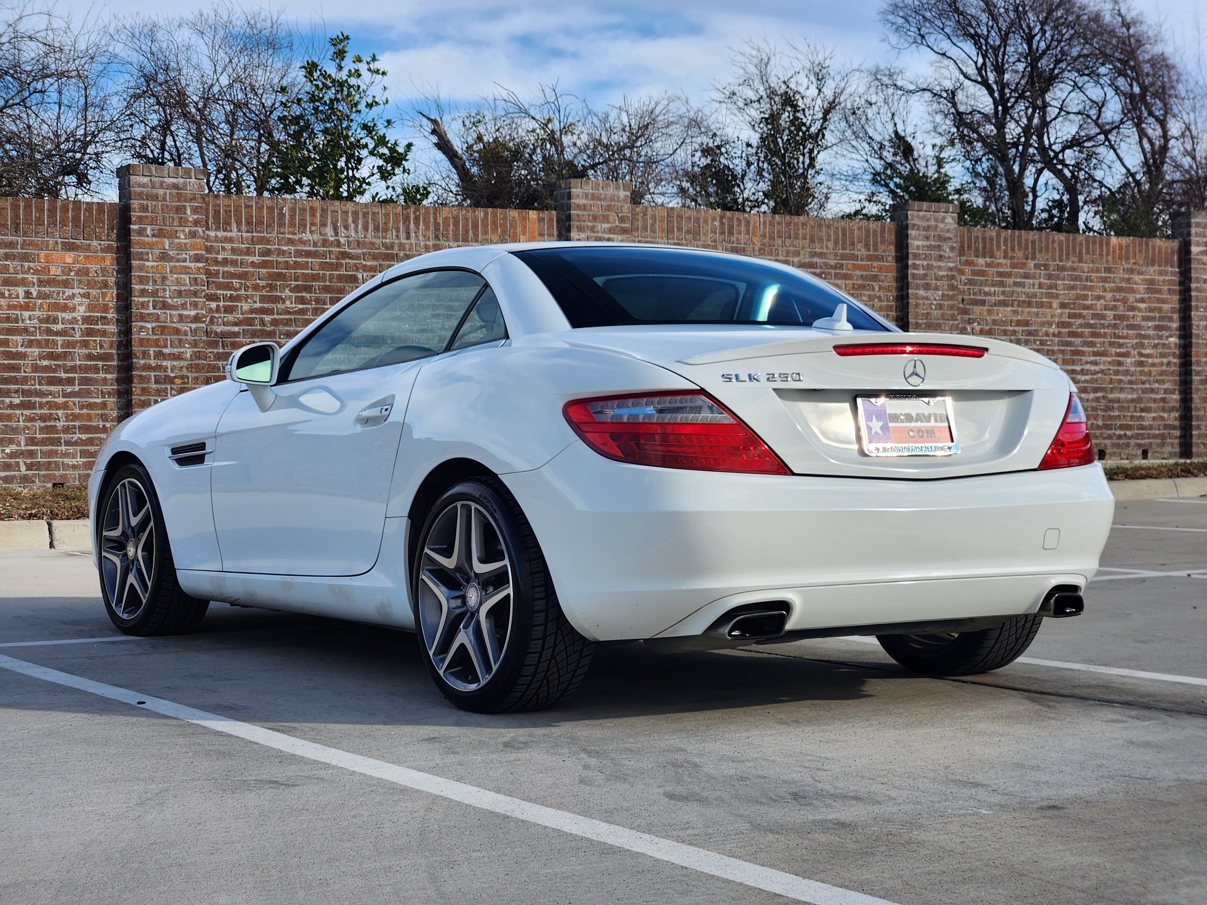 Used 2015 Mercedes-Benz SLK 250 SLK 250 image 8