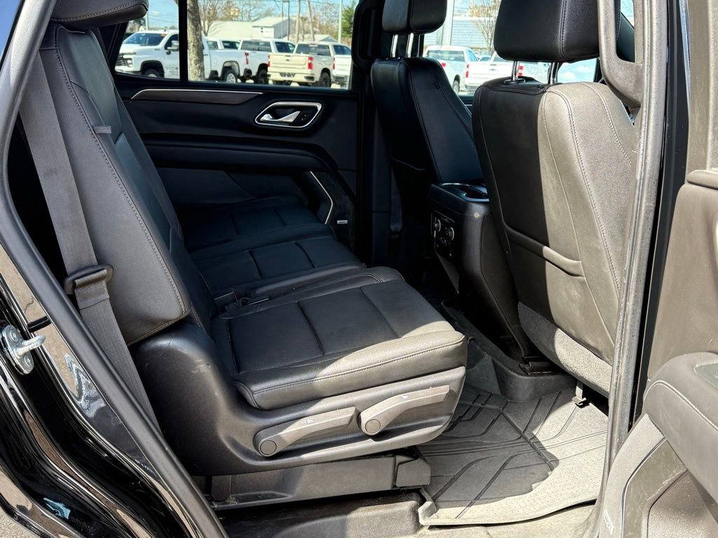 Used 2021 Chevrolet Tahoe LT AWD/4WD image 16