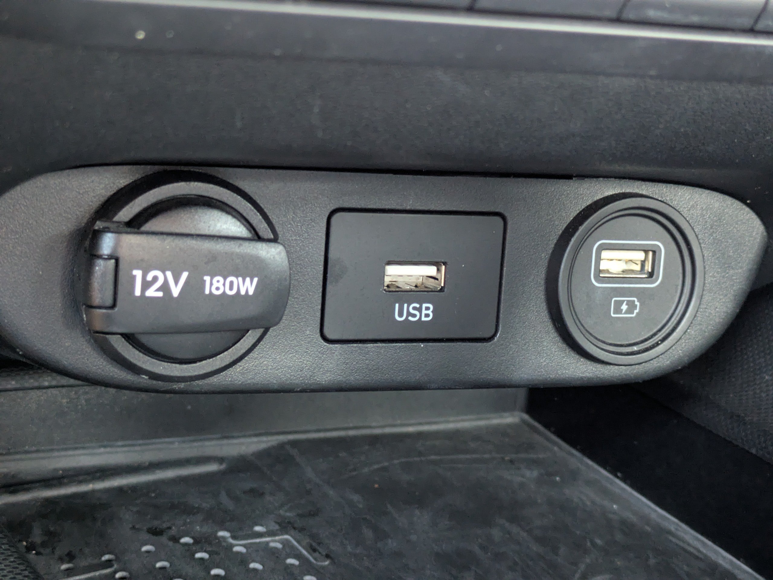 Certified 2022 Hyundai Elantra SEL w/ Convenience + Premium Package FWD image 22