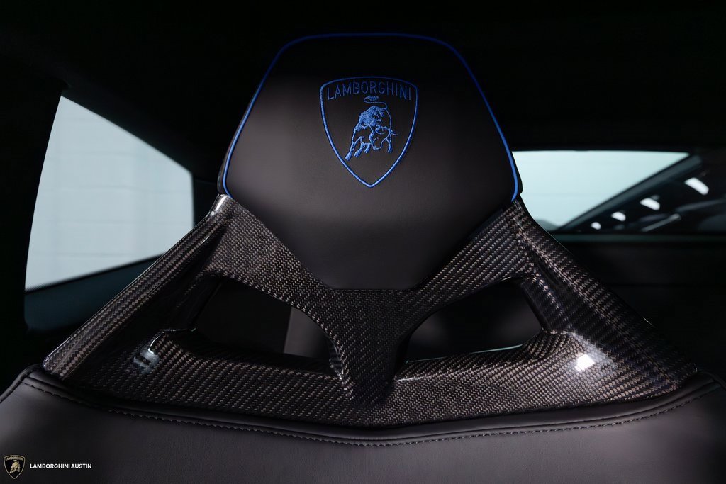 Used 2021 Lamborghini Huracan EVO image 47