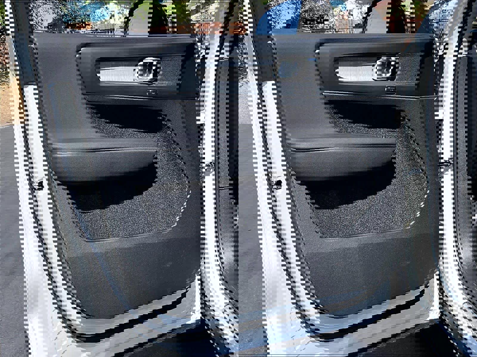 New 2026 Volvo XC40 B5 Core w/ Climate Package image 24