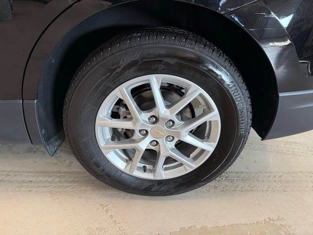 Used 2024 Chevrolet Equinox LT image 28