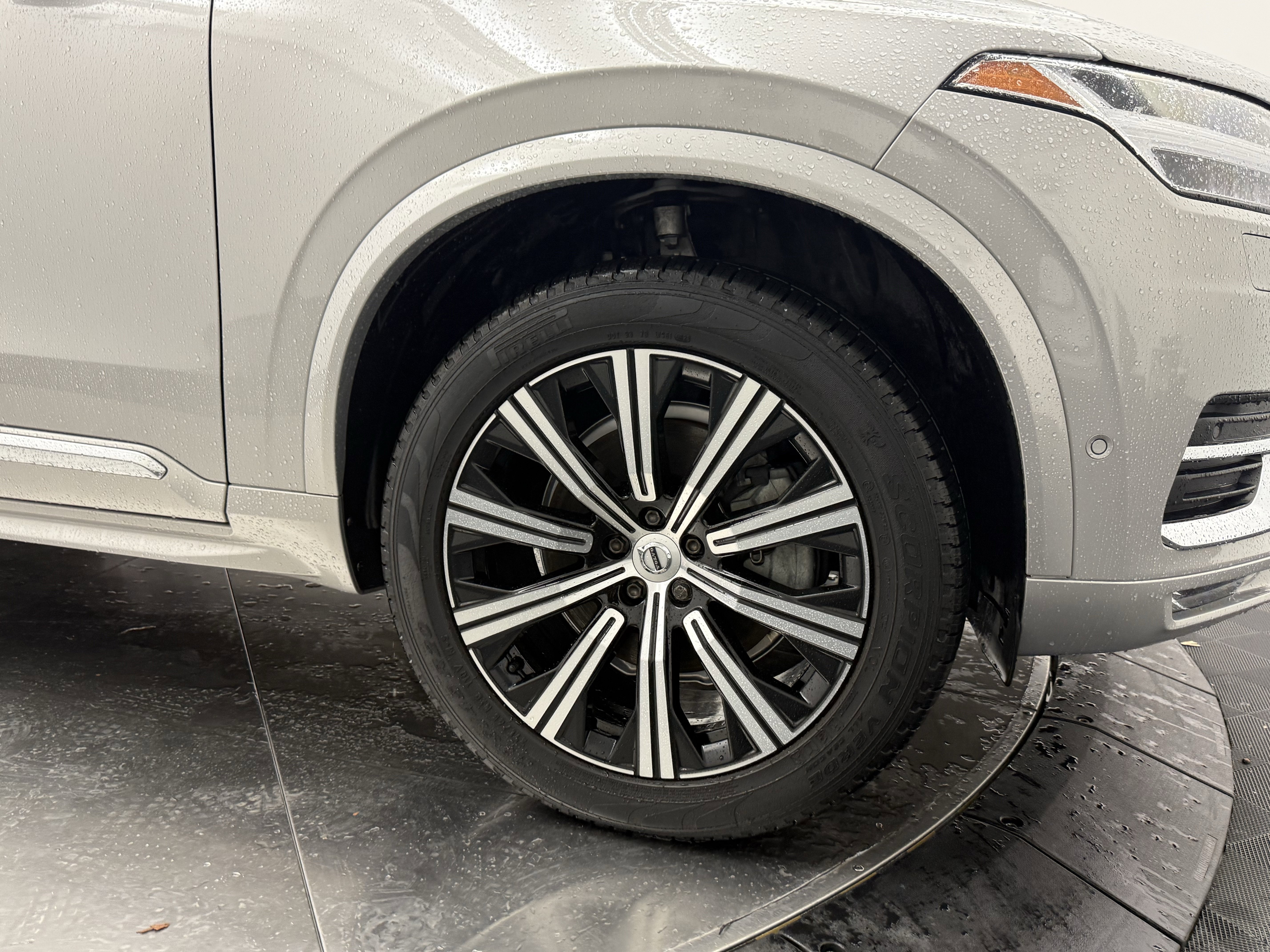 Certified 2023 Volvo XC90 B5 Plus w/ Protection Package Premier AWD/4WD image 8