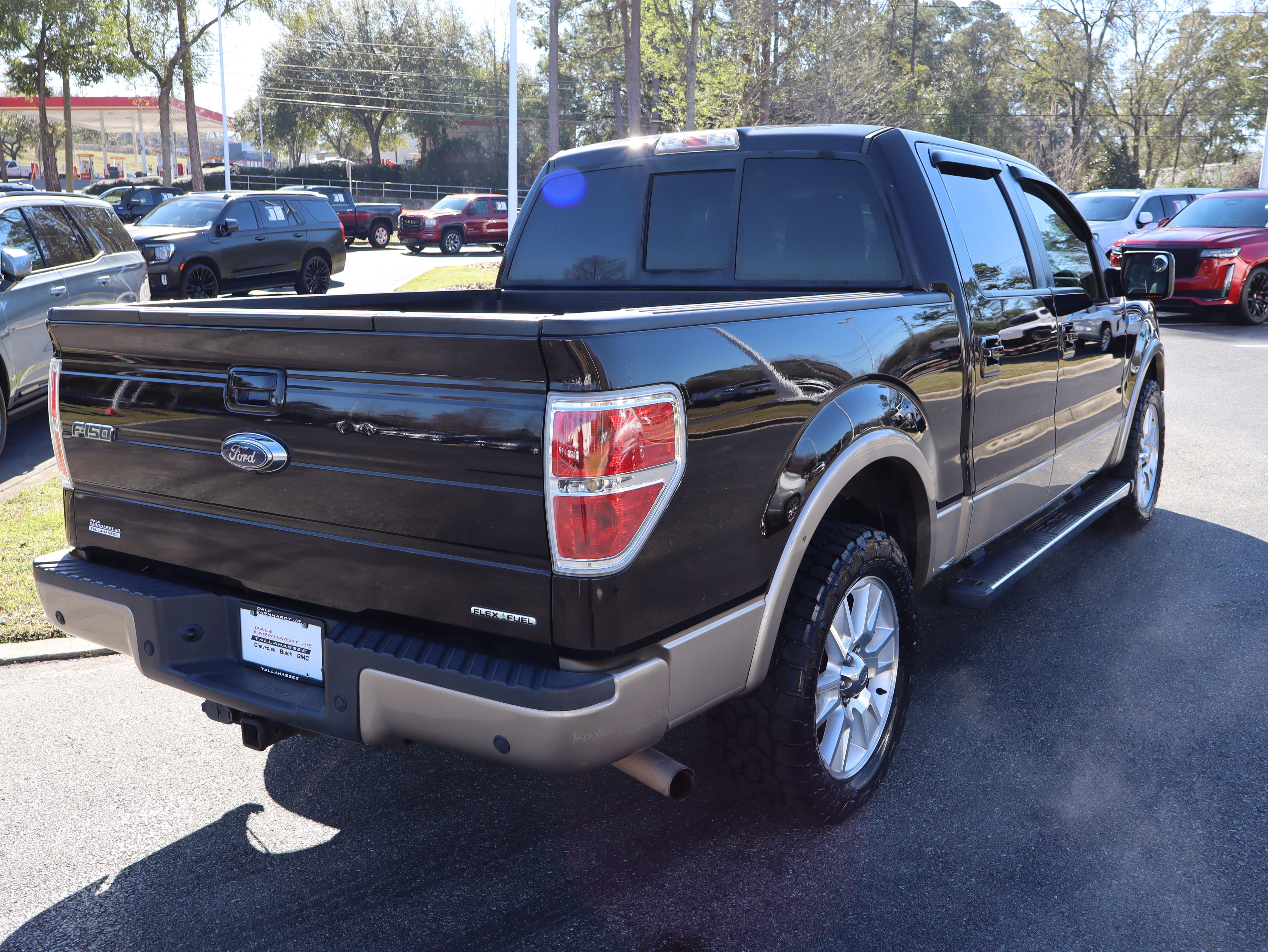 Used 2013 Ford F150 Lariat w/ Mid Equipment Group image 9