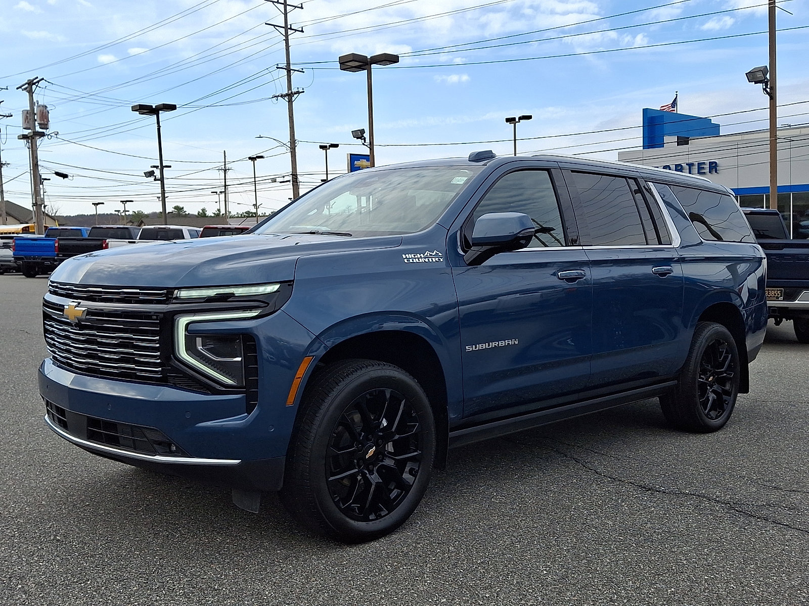 Used 2025 Chevrolet Suburban High Country image 3