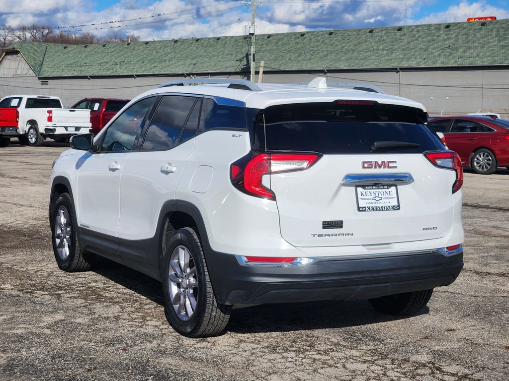 Used 2024 GMC Terrain SLT image 7