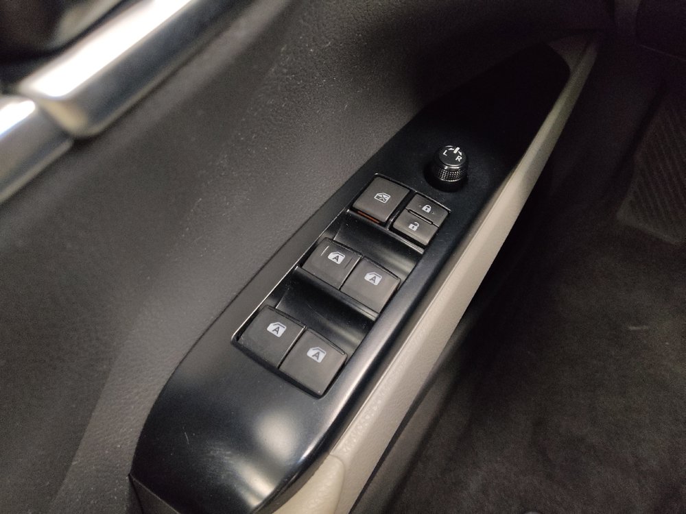 Used 2018 Toyota Camry LE w/ Audio Package FWD image 27