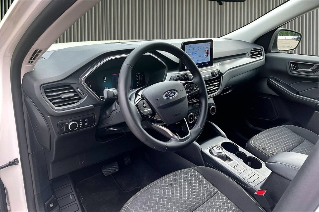 Used 2023 Ford Escape Active AWD/4WD image 15