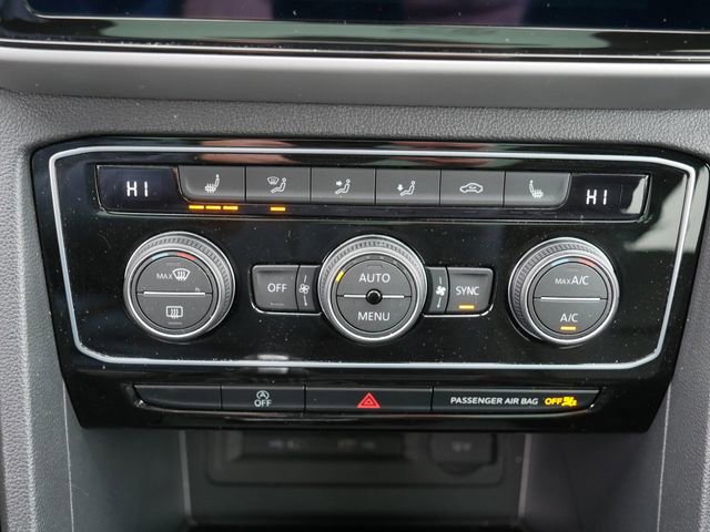 Certified 2023 Volkswagen Atlas Cross Sport SEL R-Line image 29