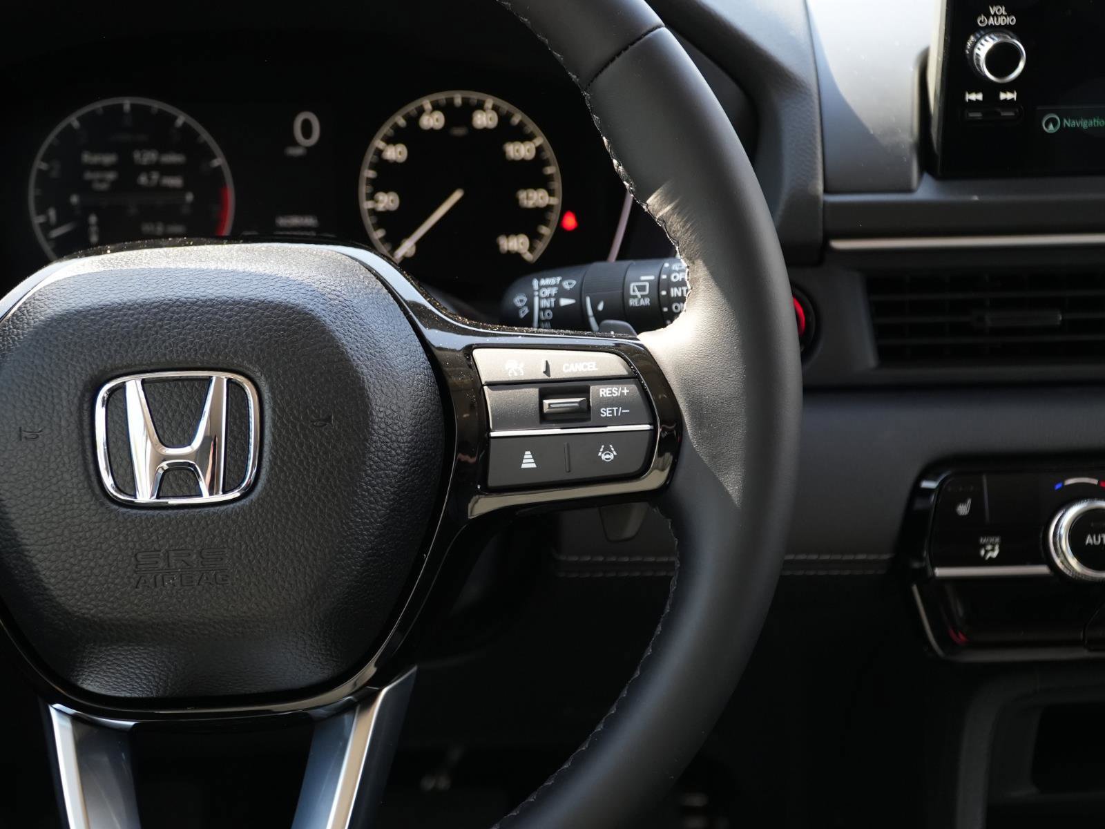 New 2025 Honda Pilot Touring image 23