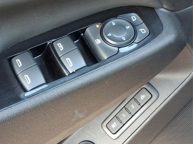 Used 2022 Chevrolet Equinox Premier image 16