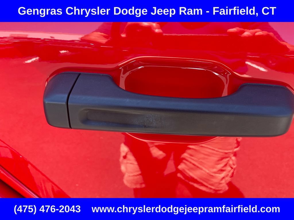 Certified 2025 Jeep Wrangler Unlimited Sahara AWD/4WD image 16