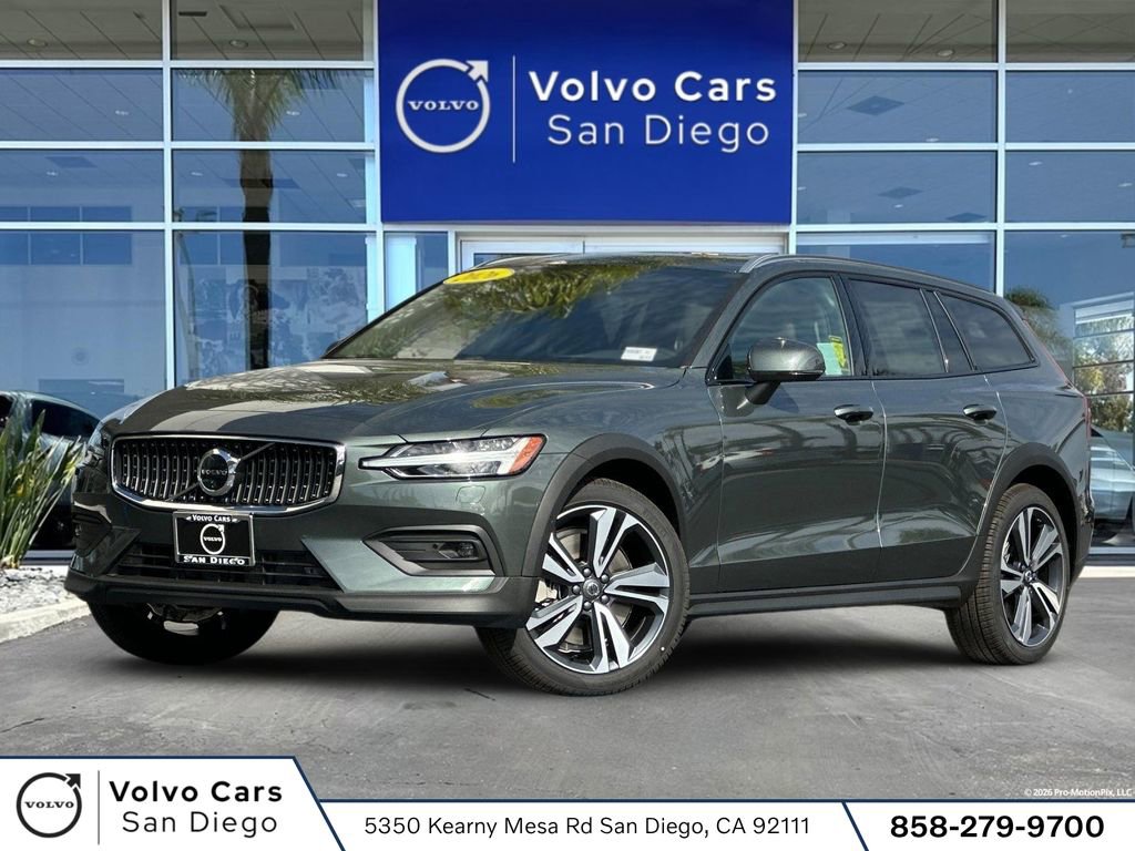 New 2026 Volvo V60 B5 Cross Country Plus w/ Climate Package AWD/4WD image 1