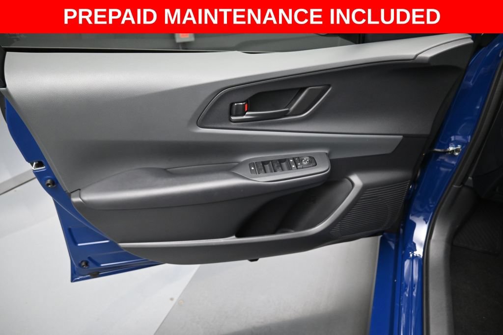 Certified 2025 Toyota Prius LE FWD image 10