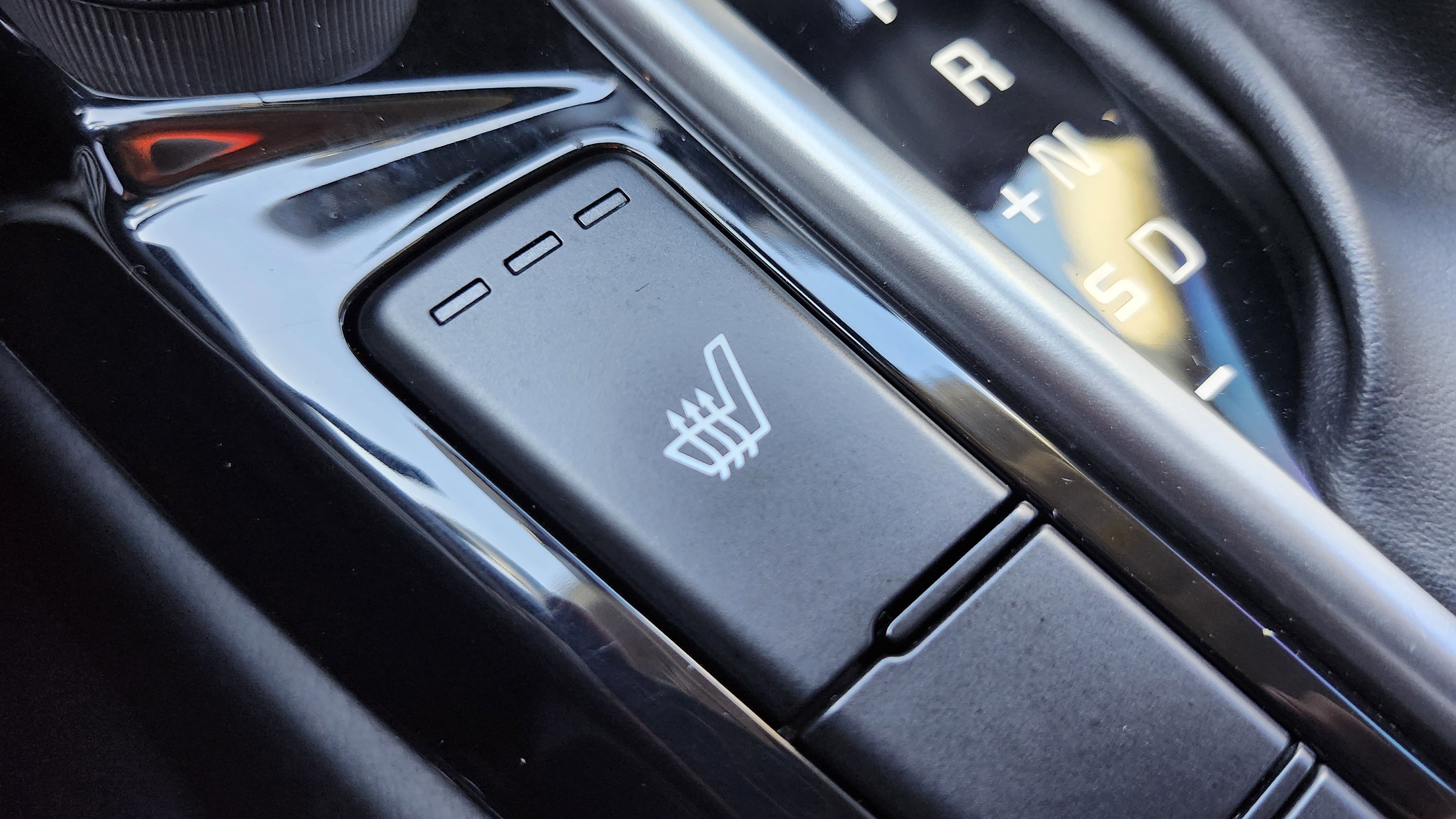 Used 2023 Kia Seltos S image 3