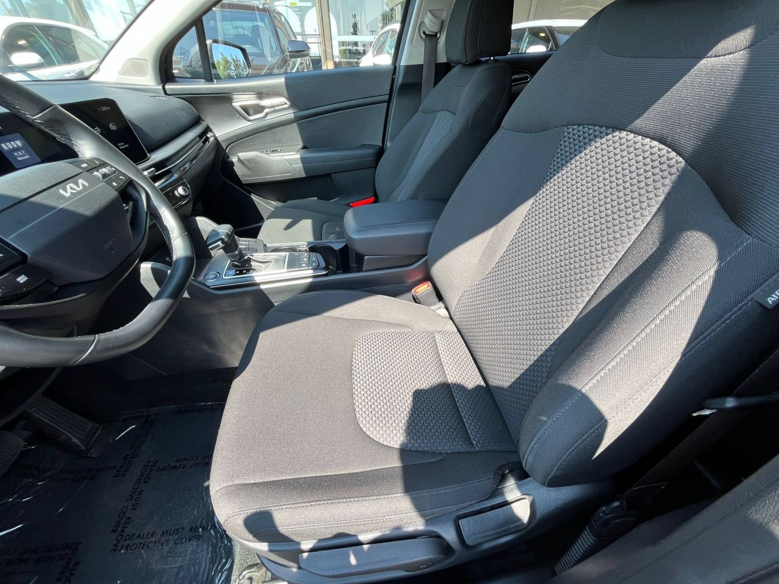 Used 2026 Kia Sportage LX FWD image 27