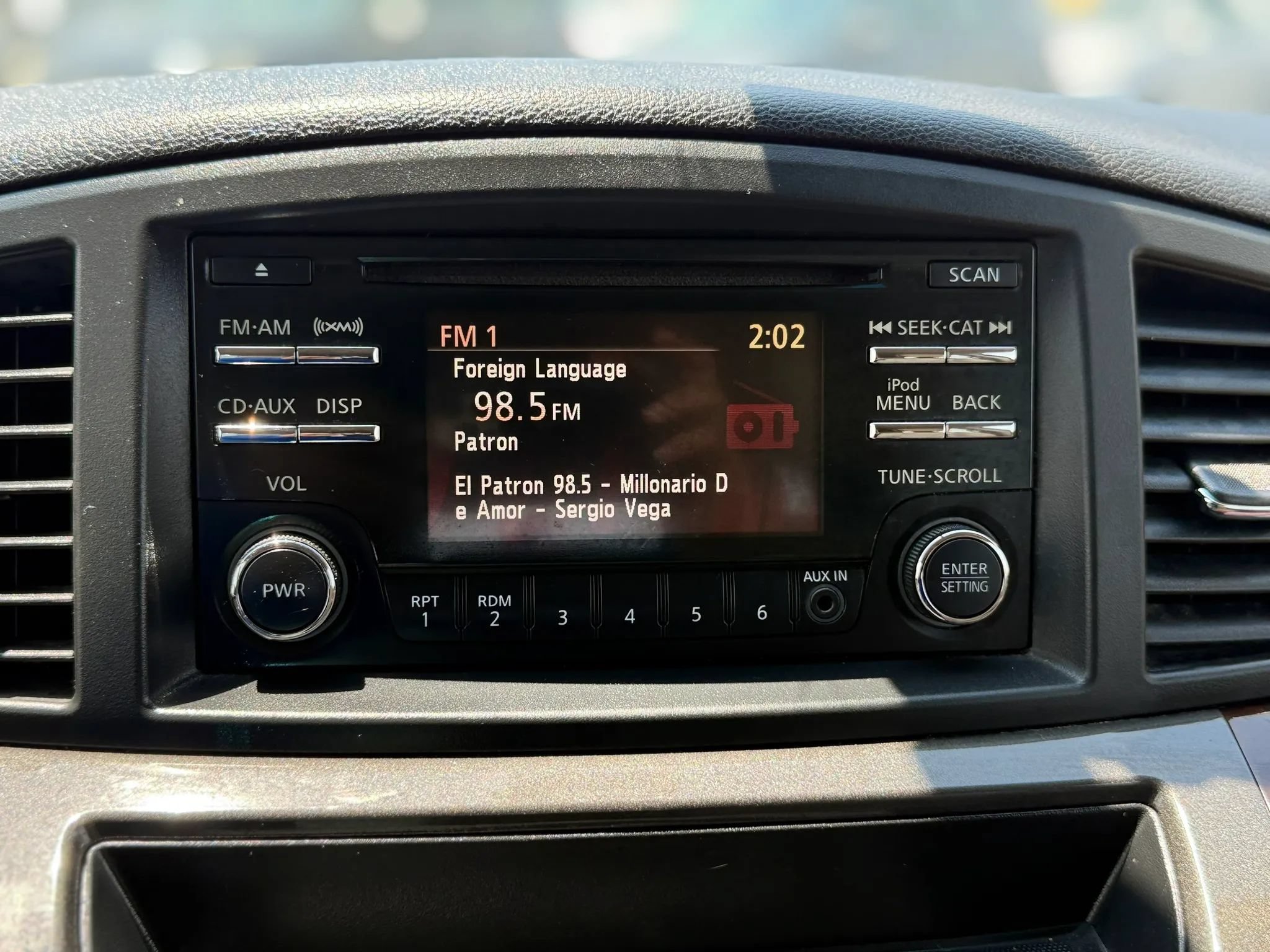 Used 2013 Nissan Quest SV w/ Leather Pkg FWD image 19
