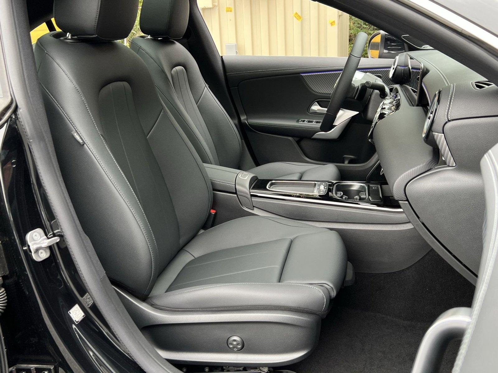 Certified 2025 Mercedes-Benz CLA 250 4MATIC image 25