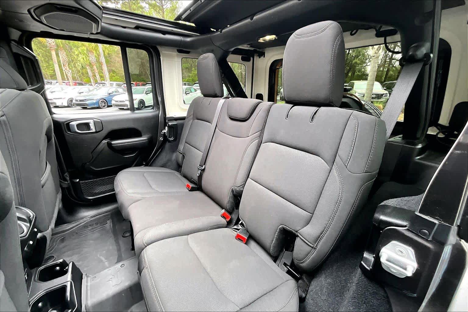 Used 2022 Jeep Wrangler Unlimited Sport w/ Sun And Sound Package image 19