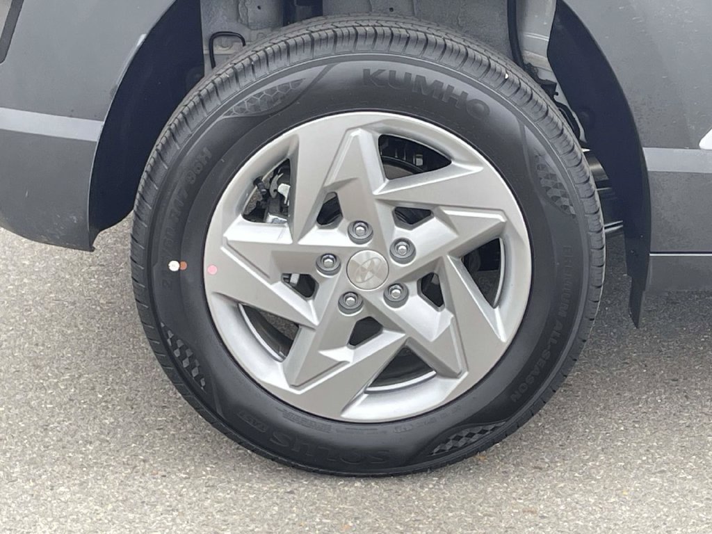 New 2026 Hyundai Kona SE AWD/4WD image 8