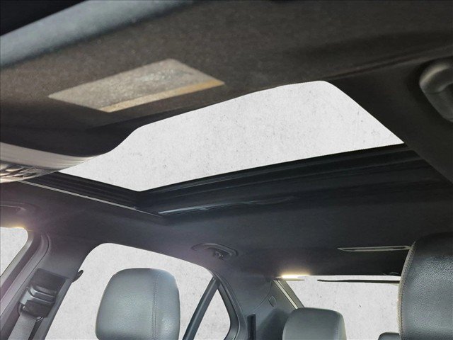 Used 2010 Mercedes-Benz E 350 Sedan image 16