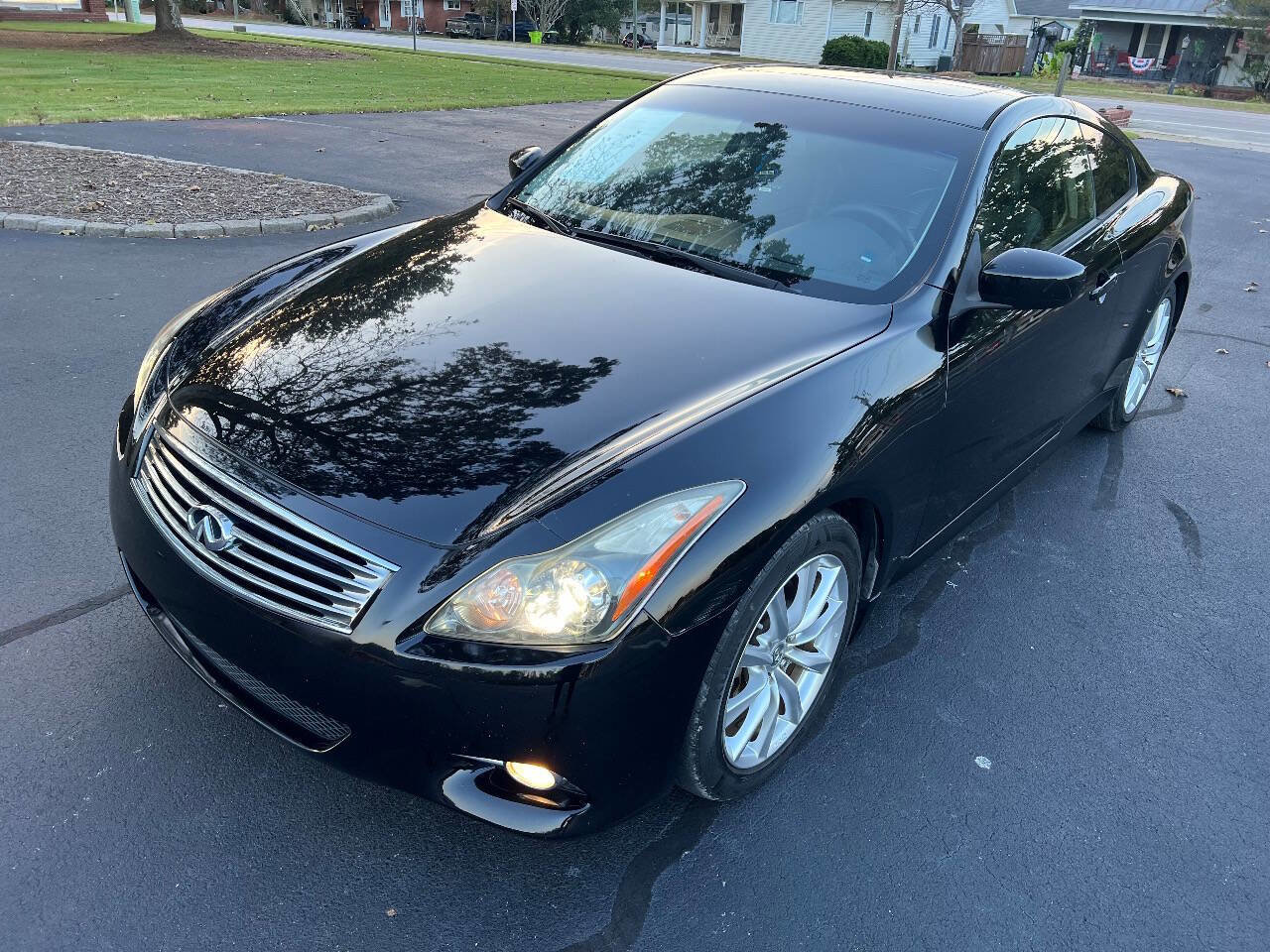 Used 2013 INFINITI G37 Journey w/ Premium Pkg