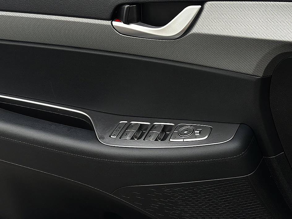 Certified 2025 Hyundai Palisade SEL AWD/4WD image 21