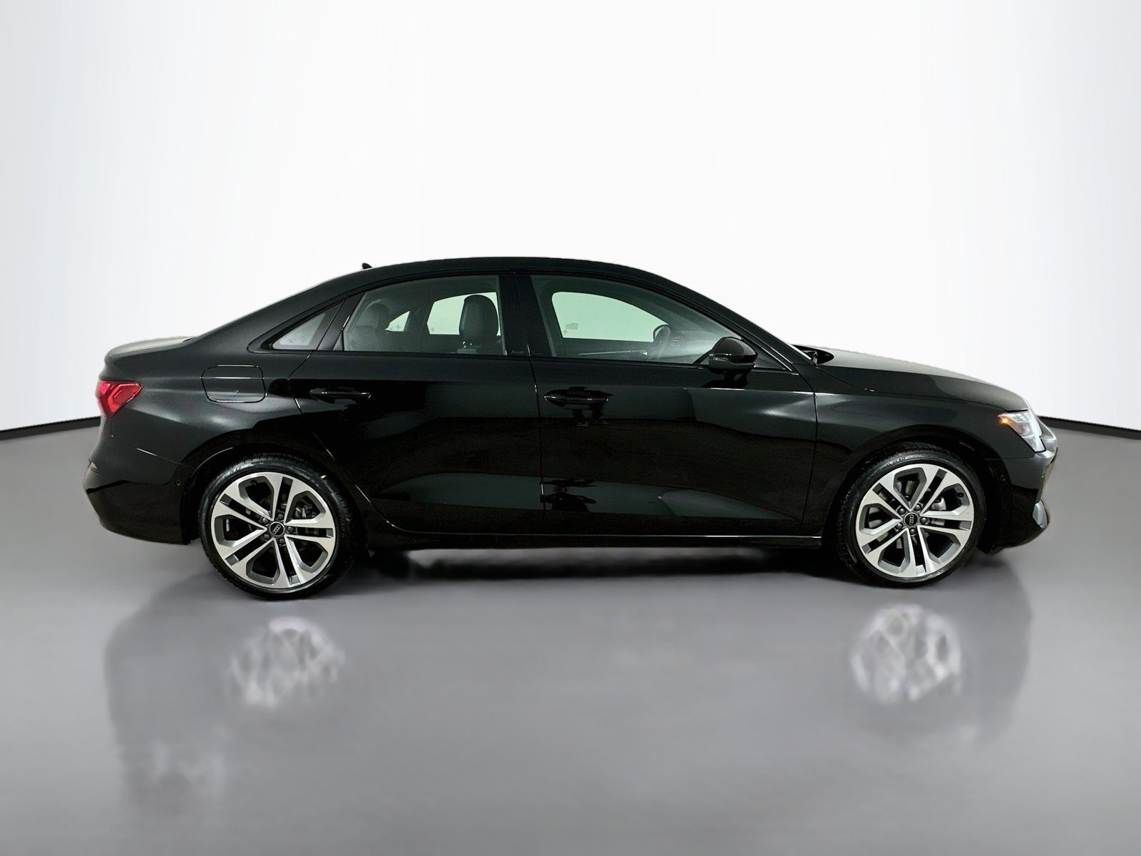 Certified 2026 Audi A3 2.0T Premium Plus AWD/4WD image 4