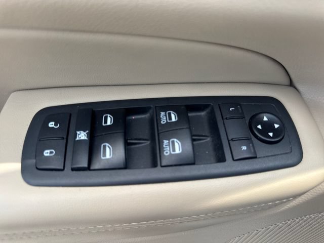 Used 2021 Jeep Grand Cherokee Laredo RWD image 17