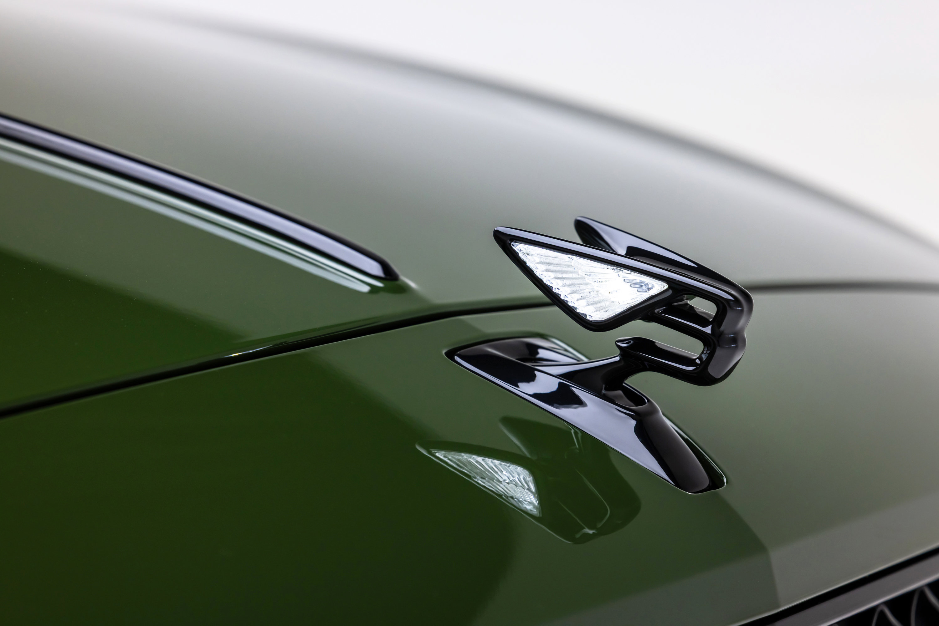 Used 2024 Bentley Flying Spur W12 AWD/4WD image 32