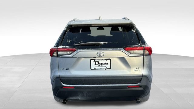 Used 2025 Toyota RAV4 LE image 32