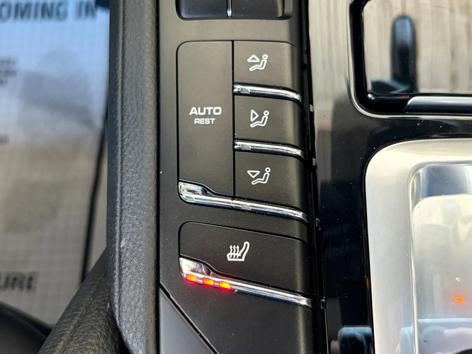 Used 2014 Porsche Cayenne AWD/4WD image 24