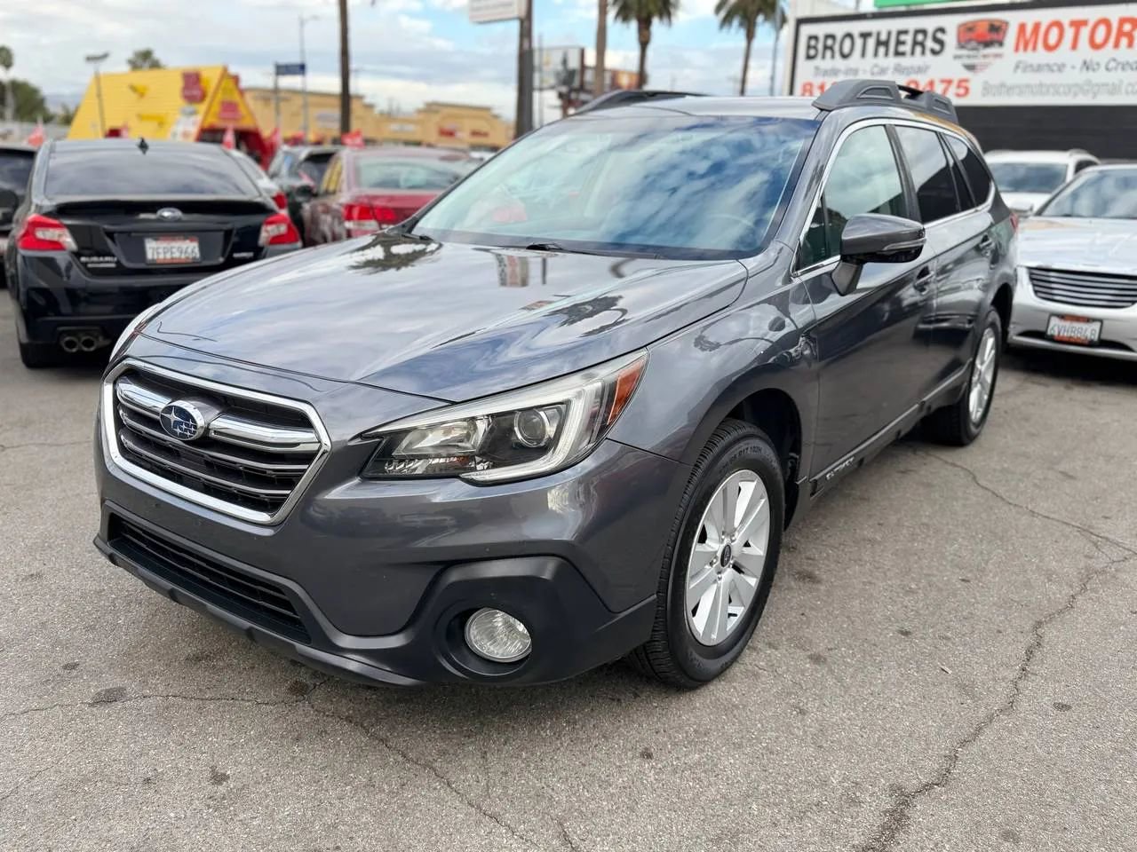 Used 2018 Subaru Outback 2.5i Premium image 8